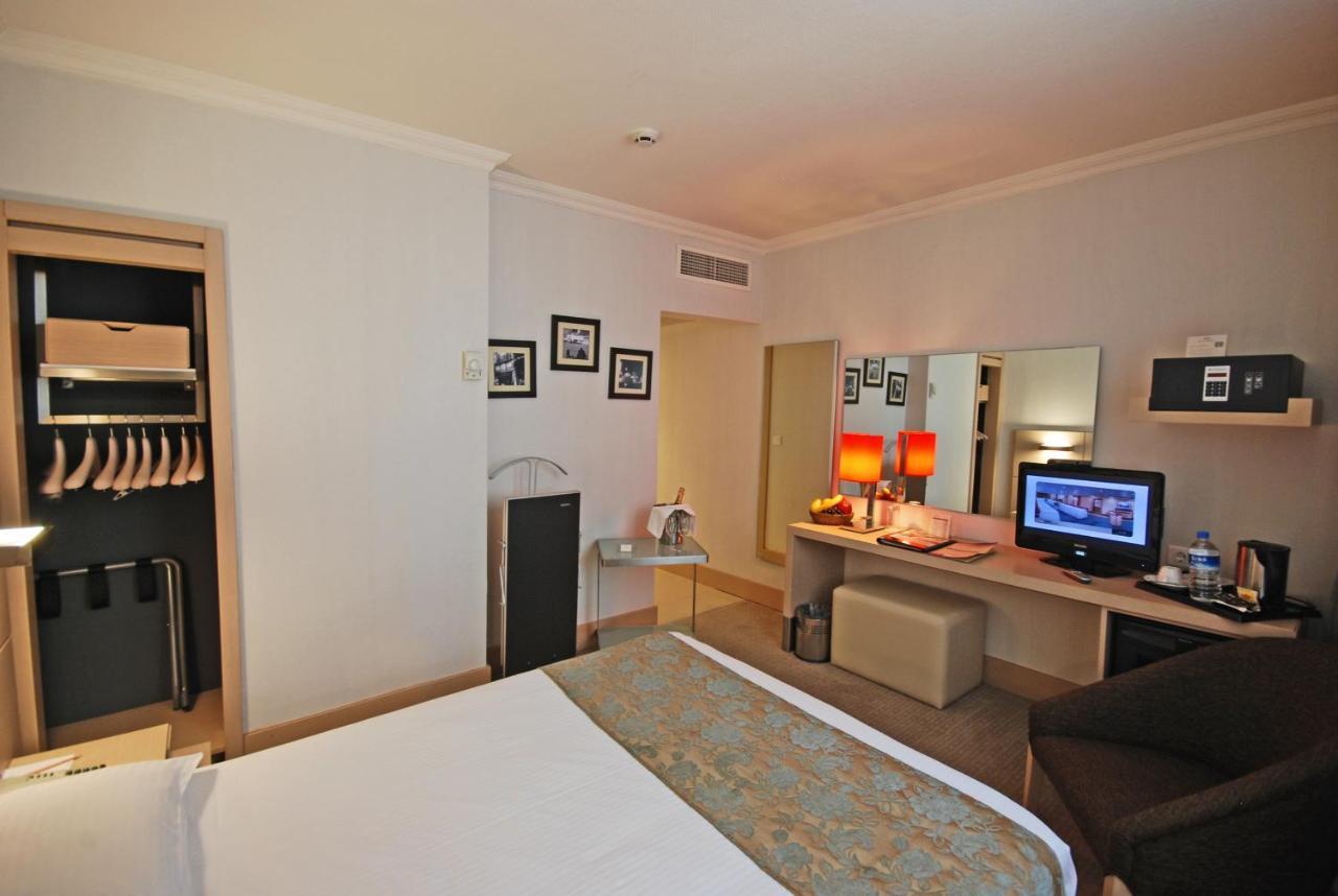 Eresin Hotels Taxim&Premier Istanbul Exterior foto