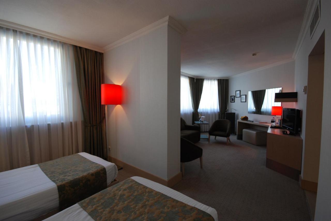 Eresin Hotels Taxim&Premier Istanbul Exterior foto